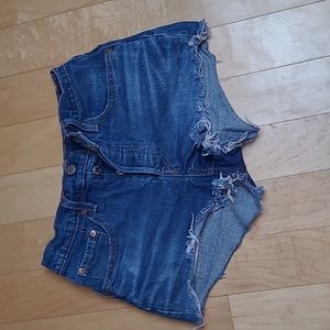 Levi's Button Fly Denim Shorts size 24W